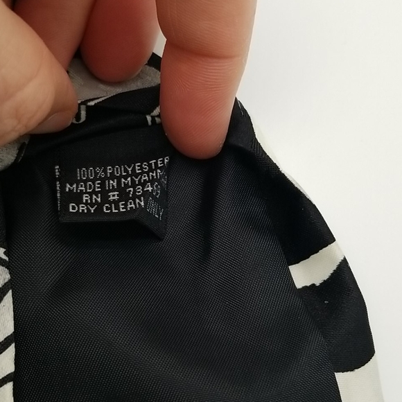 Disney Winnie the Pooh Tigger Eeyore Neck Tie - Picture 7 of 7